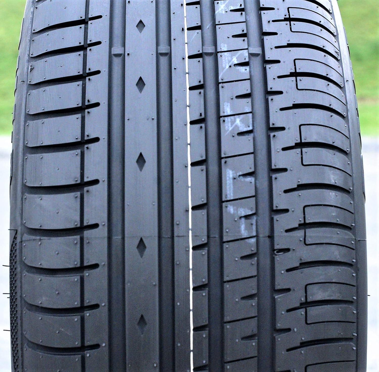 245/50R17 All-Season Radial Tire E868197