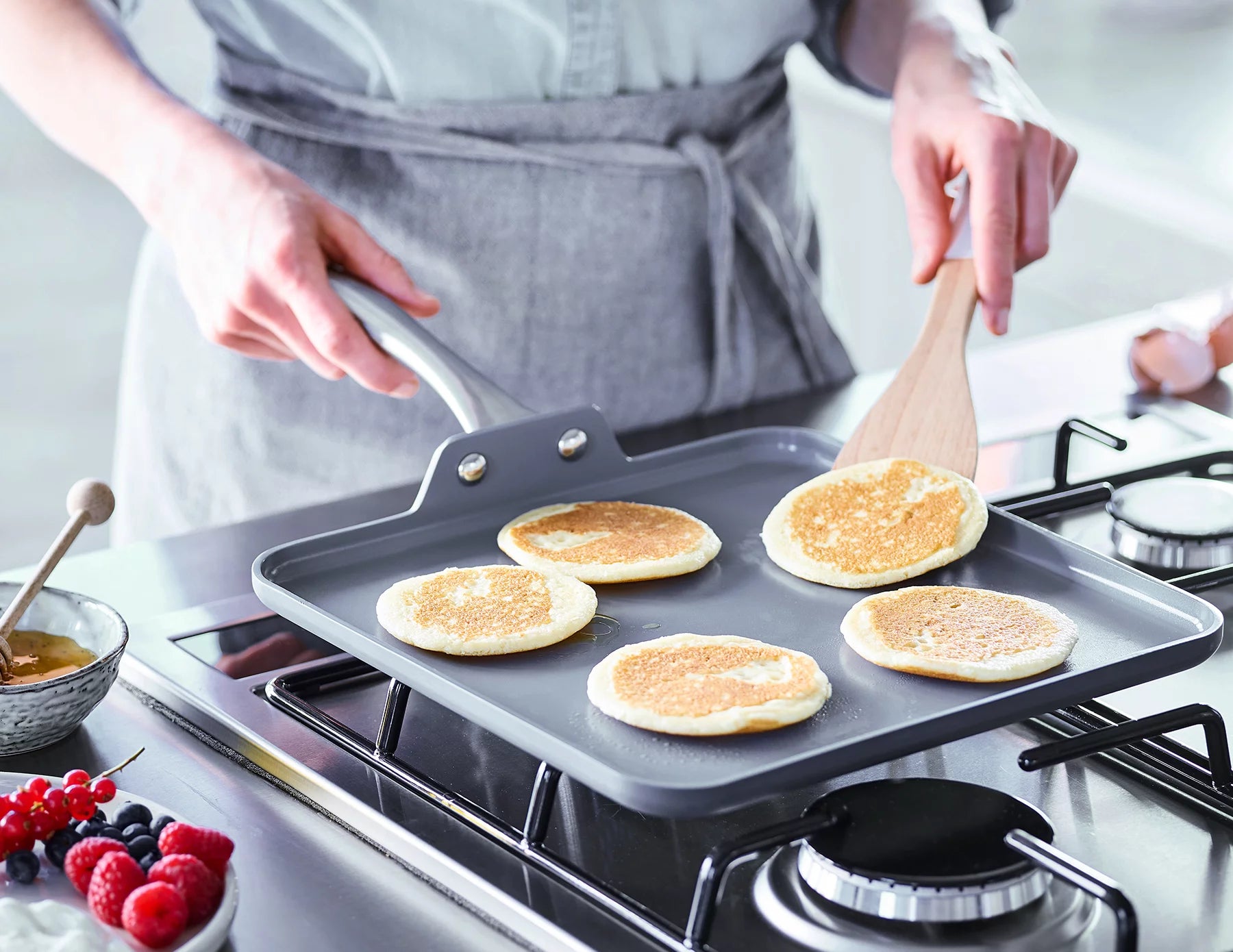 11" Ceramic Non-Stick Square Griddle R447118