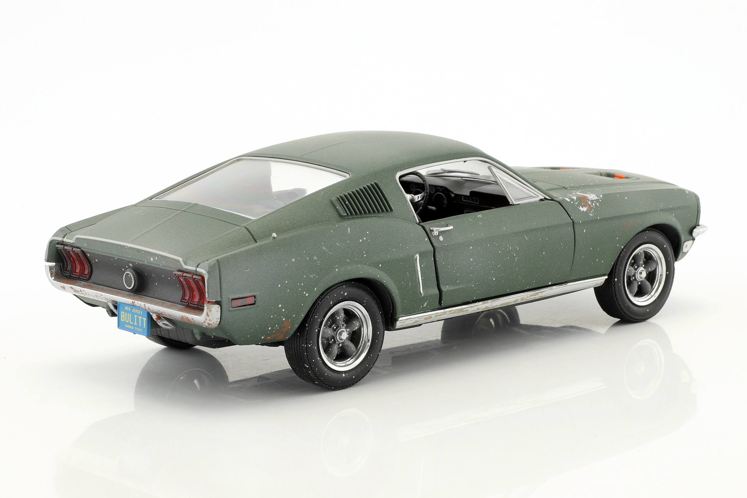 1/24 Diecast 1968 Ford Mustang GT Fastback Green D357