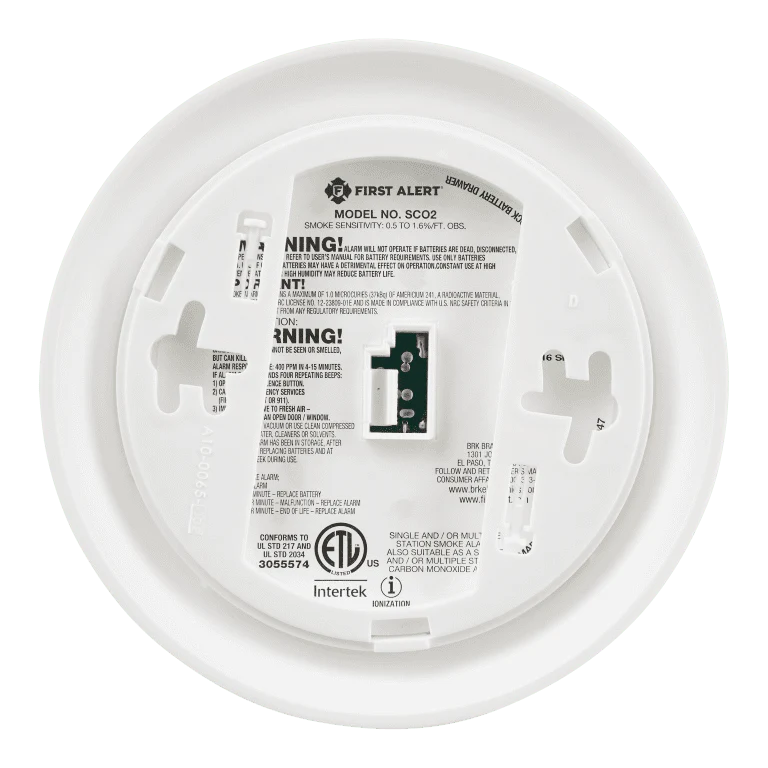 Smoke and Carbon Monoxide Detector with 9V Battery P984010