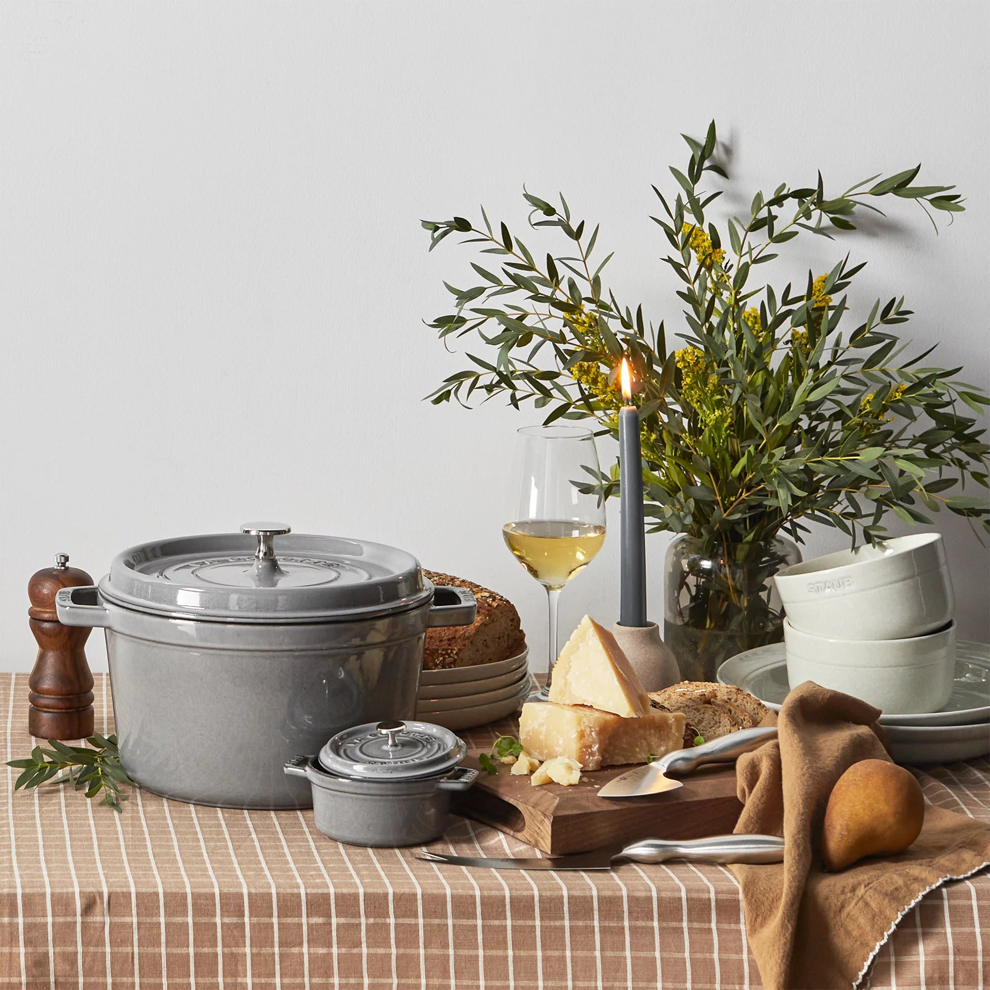 Cast Iron Dutch Oven 5-qt Tall Cocotte, Graphite R422