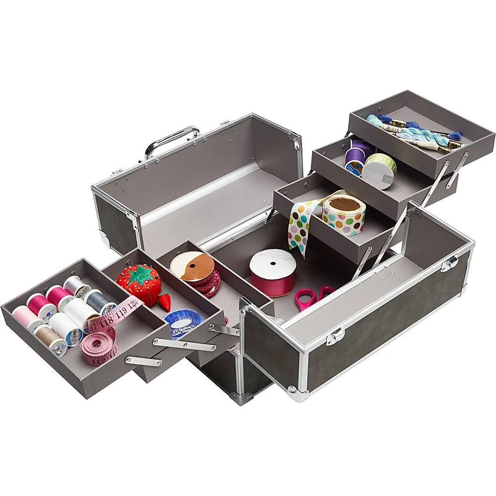 Large Silver Train Case F926