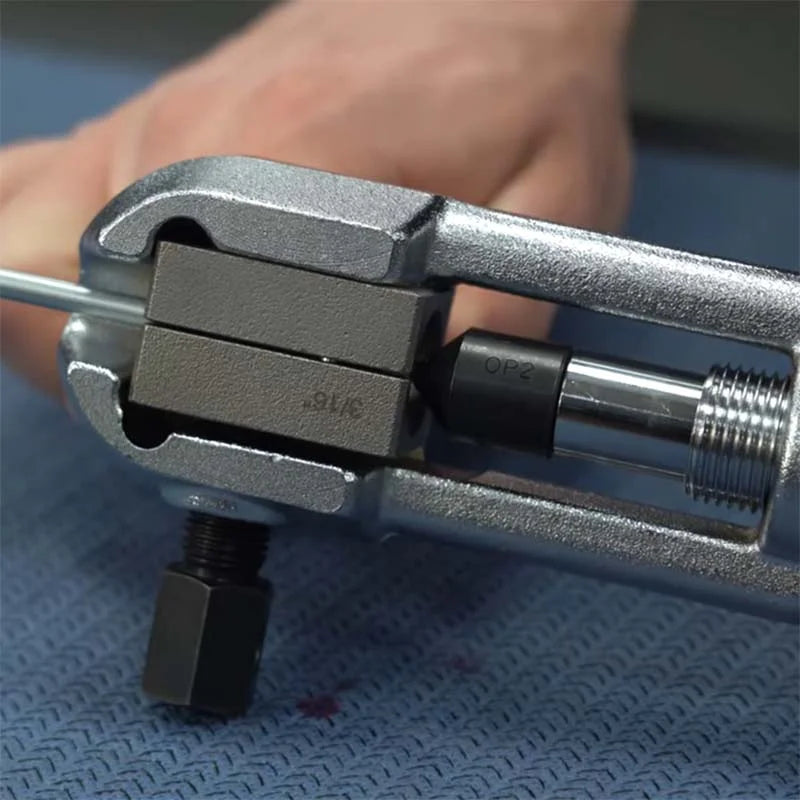 Hydraulic Tubing Flaring Tool Set U48690