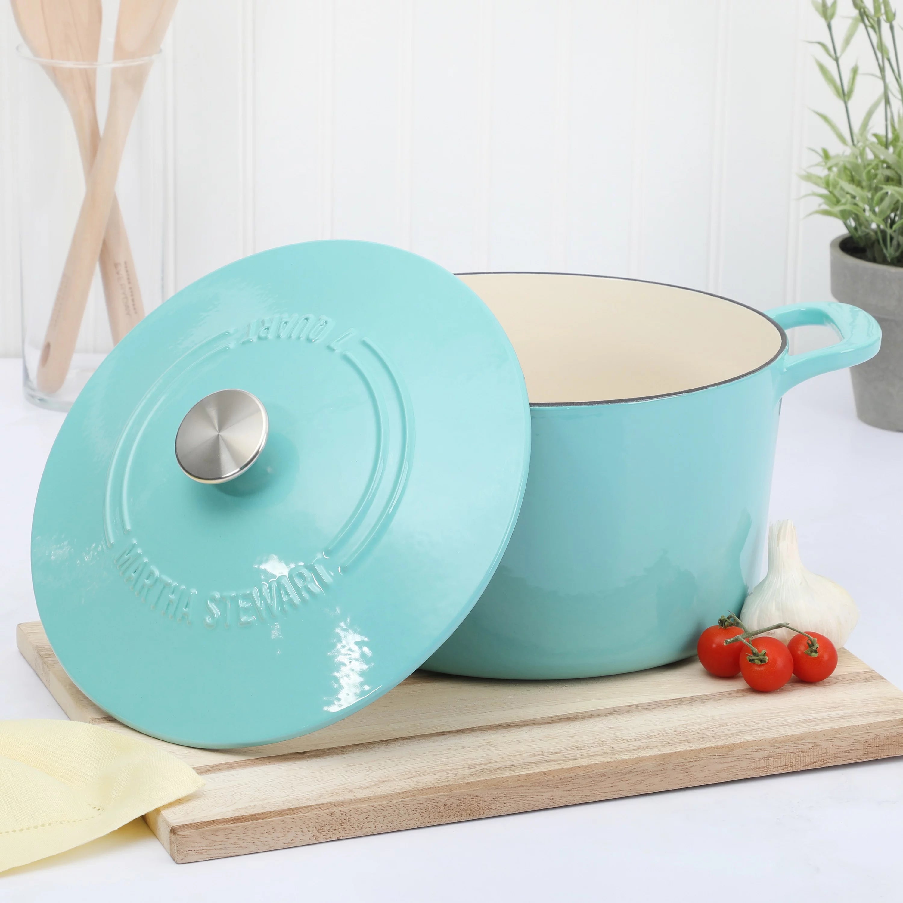 7-Quart Linen Enamel Cast Iron Dutch Oven W2234