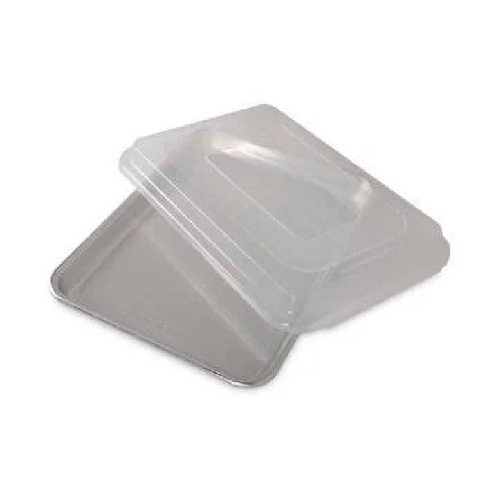 Aluminum Baker's Quarter Sheet with Lid, 11.4" x 8" x 1" M605048