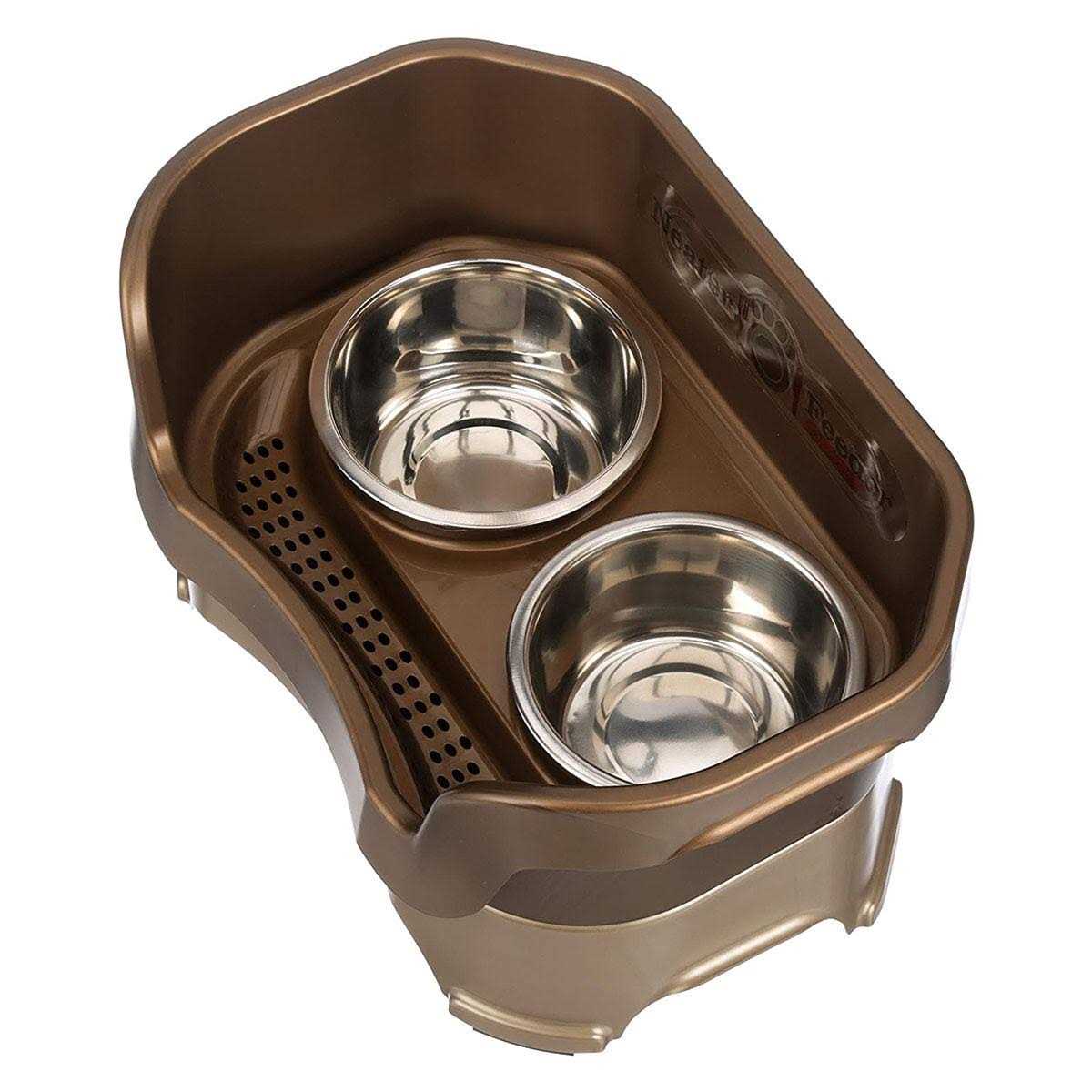 Deluxe Dog Feeder Q76106