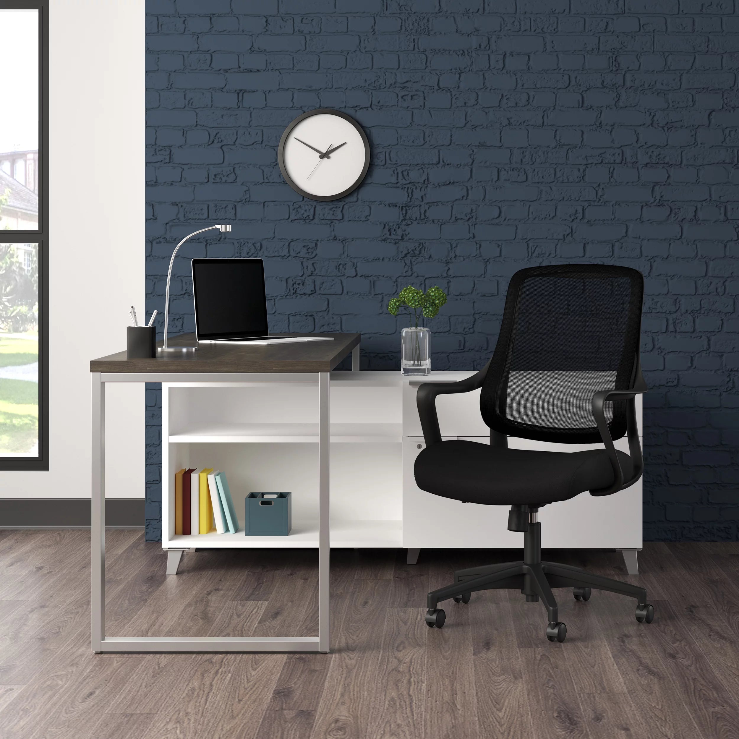 Black Light Task Chair D56874