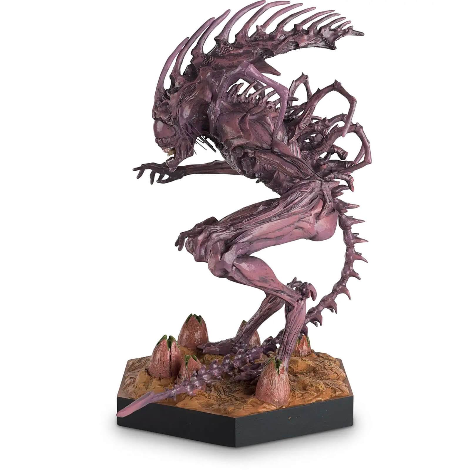 Alien Predator Figure Xenomorph King N678485