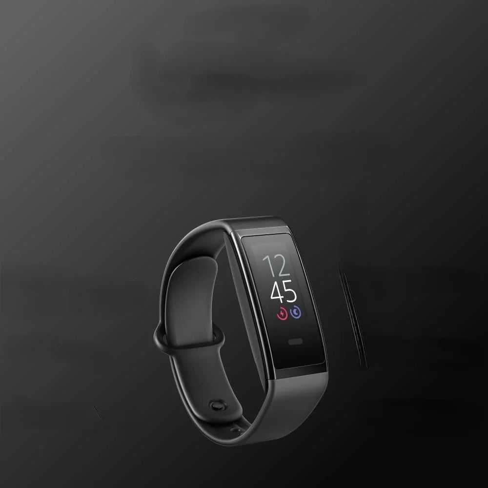 fitness tracker with color display P928