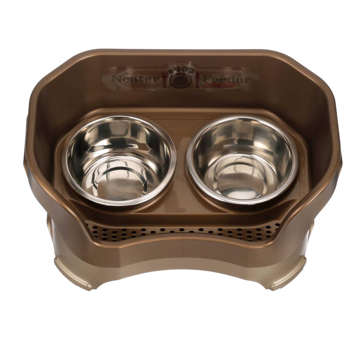 Deluxe Dog Feeder Q76106