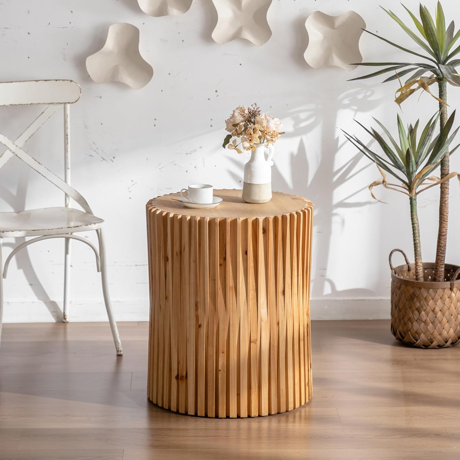 Cylindrical Coffee Table with Vertical Texture Relief Design T814