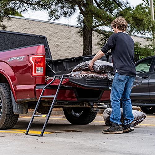 Black Tailgate Ladder Q7918