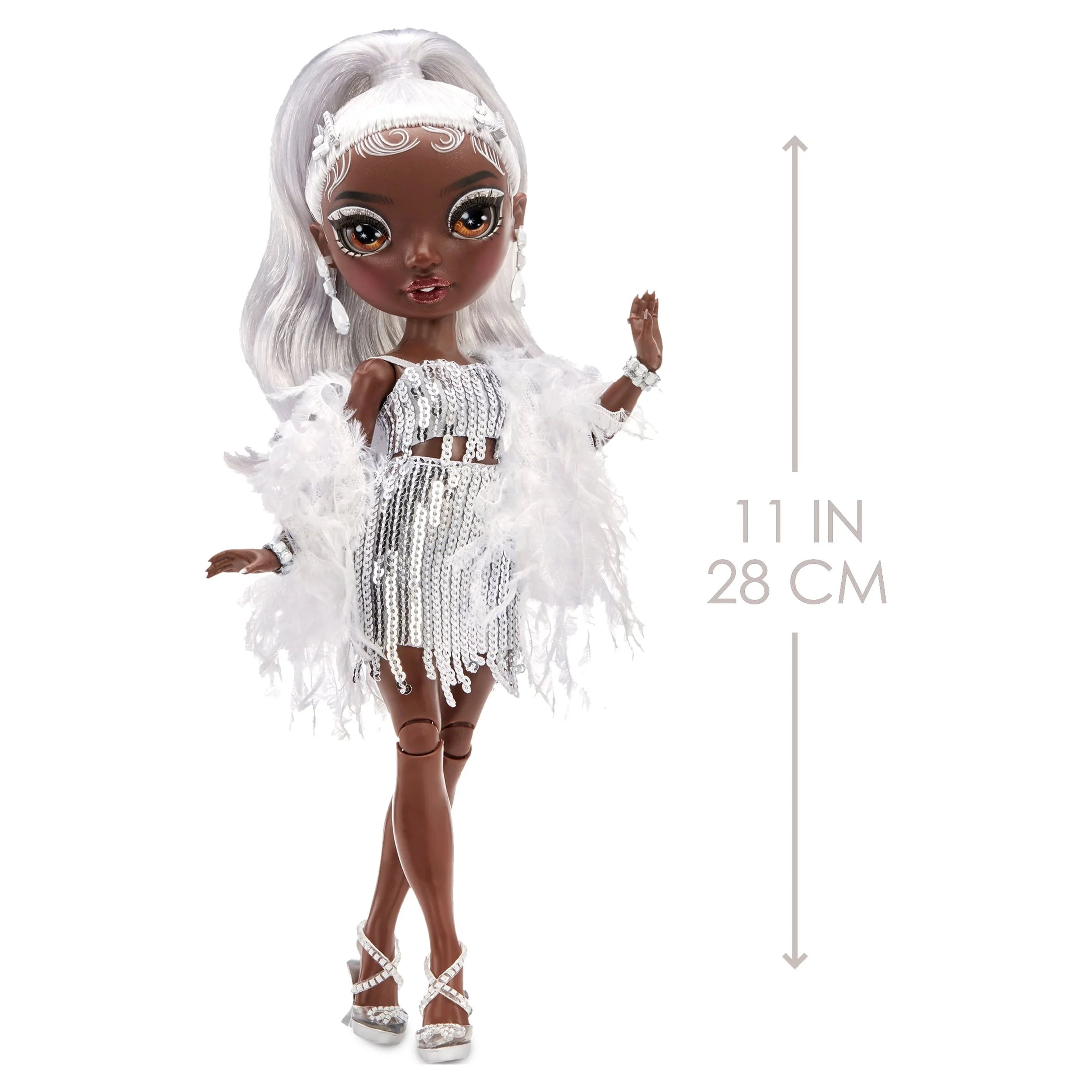 Rainbow High Fashion Doll with 2 Designer Outfits and Vanity Playset Y872