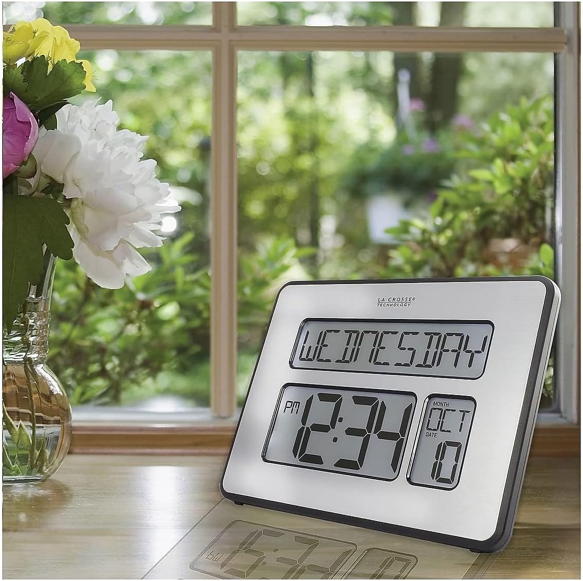 Atomic Wall Clock, Metal, 7.5-inch H x 9.75-inch W x 1-inch D R358471